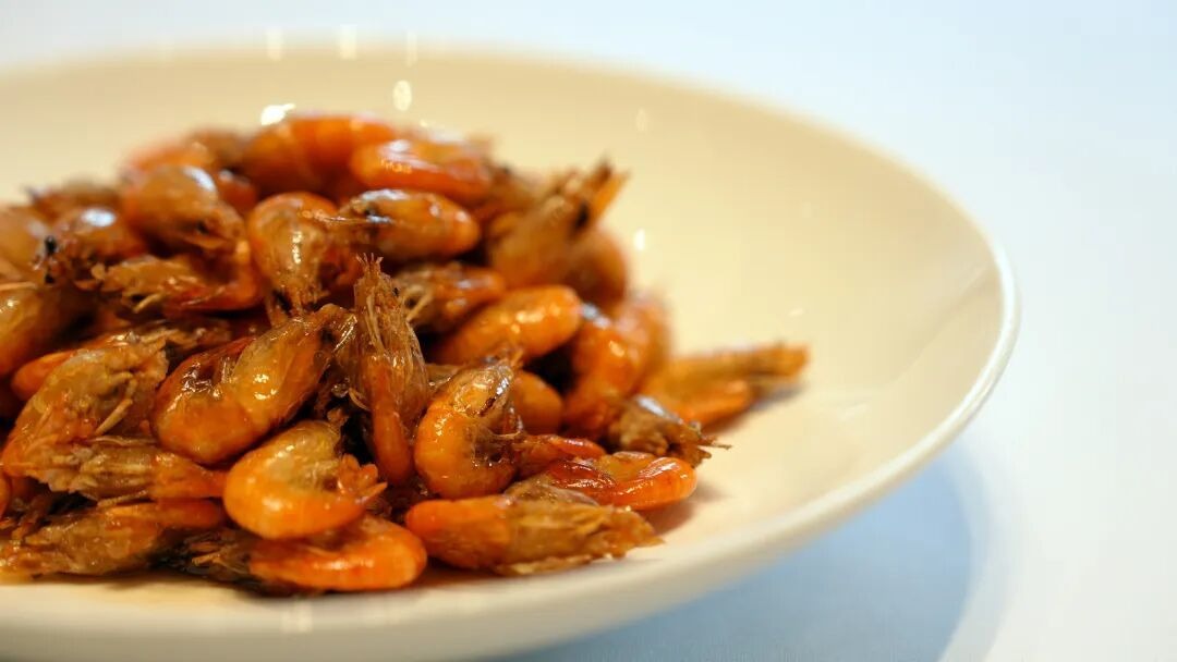Oil-Blasted River Shrimp (Youbao Hexia)